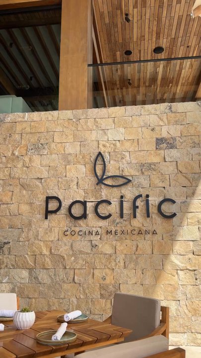 Pacific Restaurant - Hotels Near Me - Cabo San Lucas, BCS