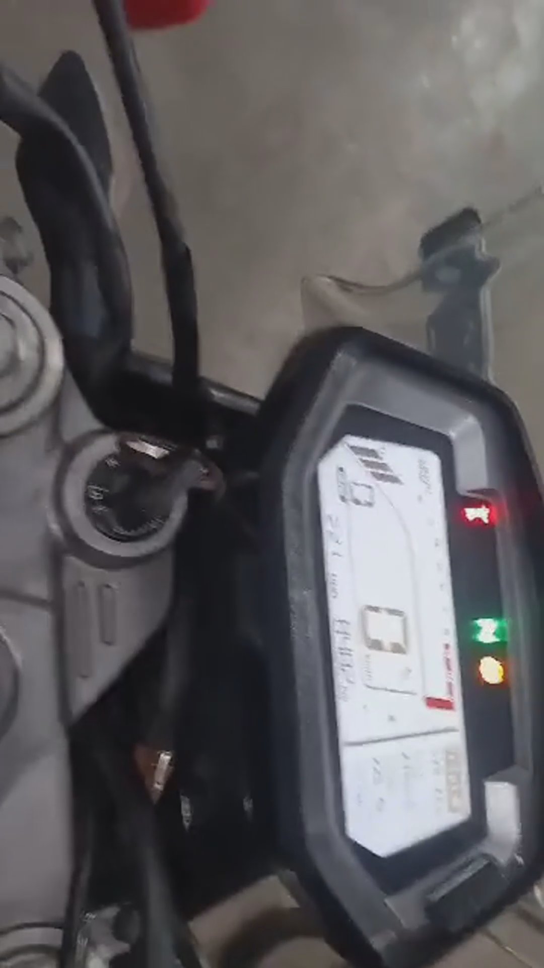 Walk-around video thumbnail