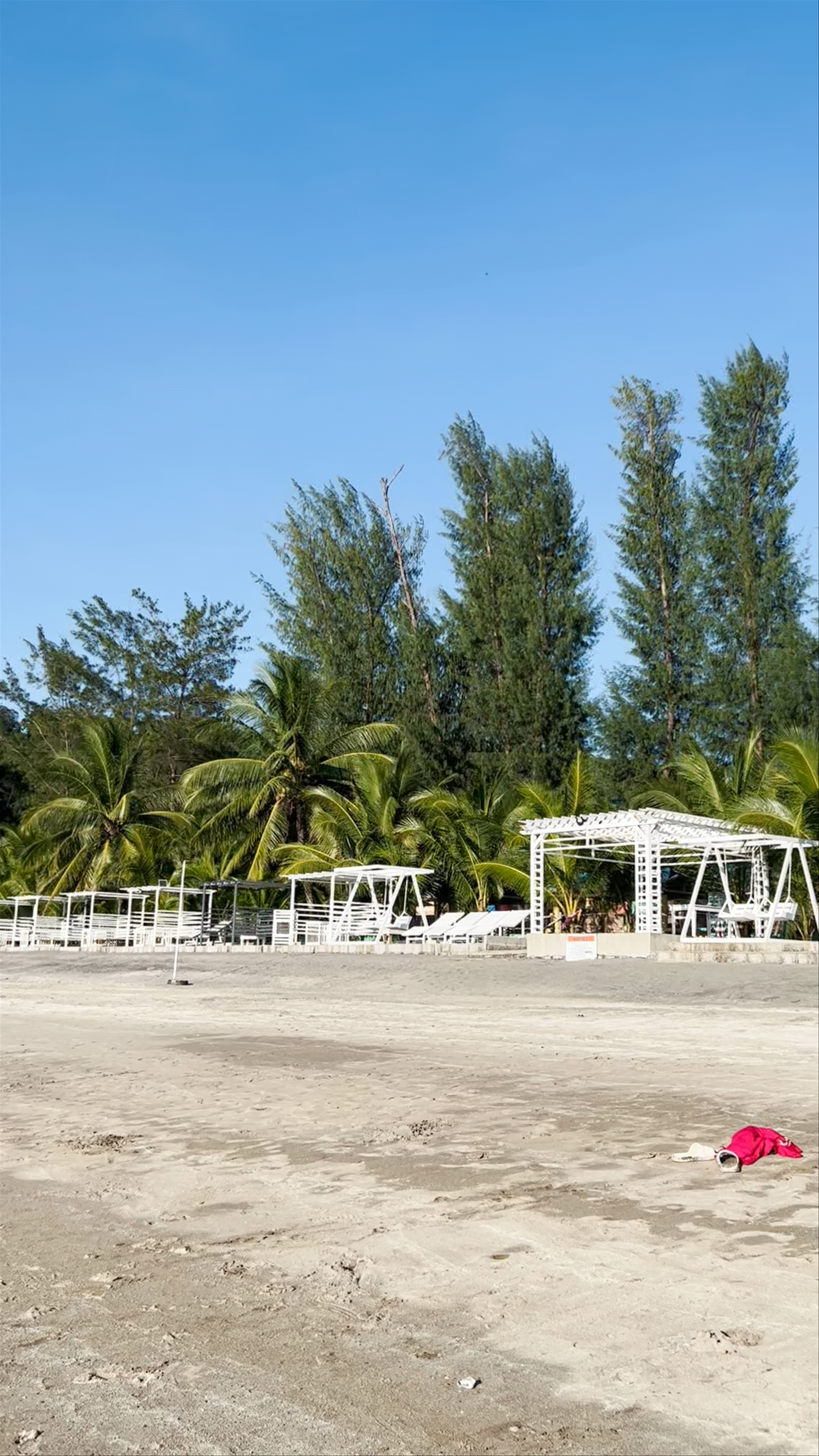 Phi-Phi Beach Resorts And Hotel