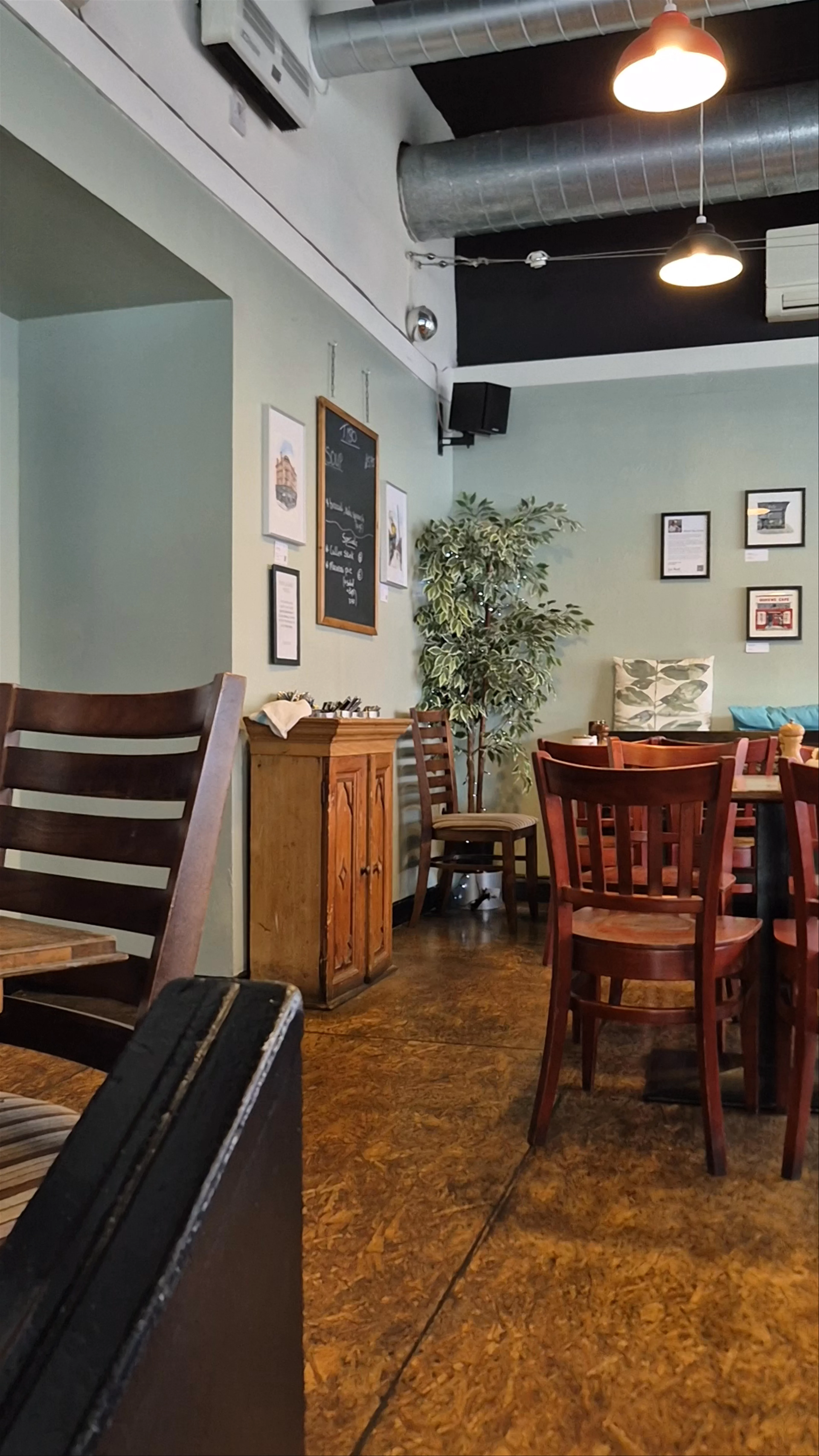Tibo Bistro