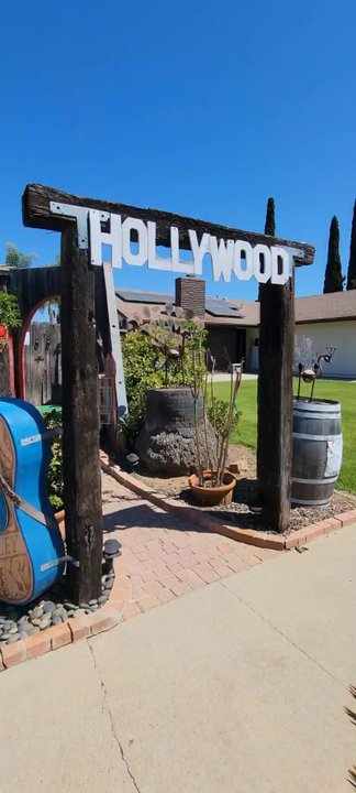 Heartbreak Hotel House - Hotels Near Me - Escondido, California