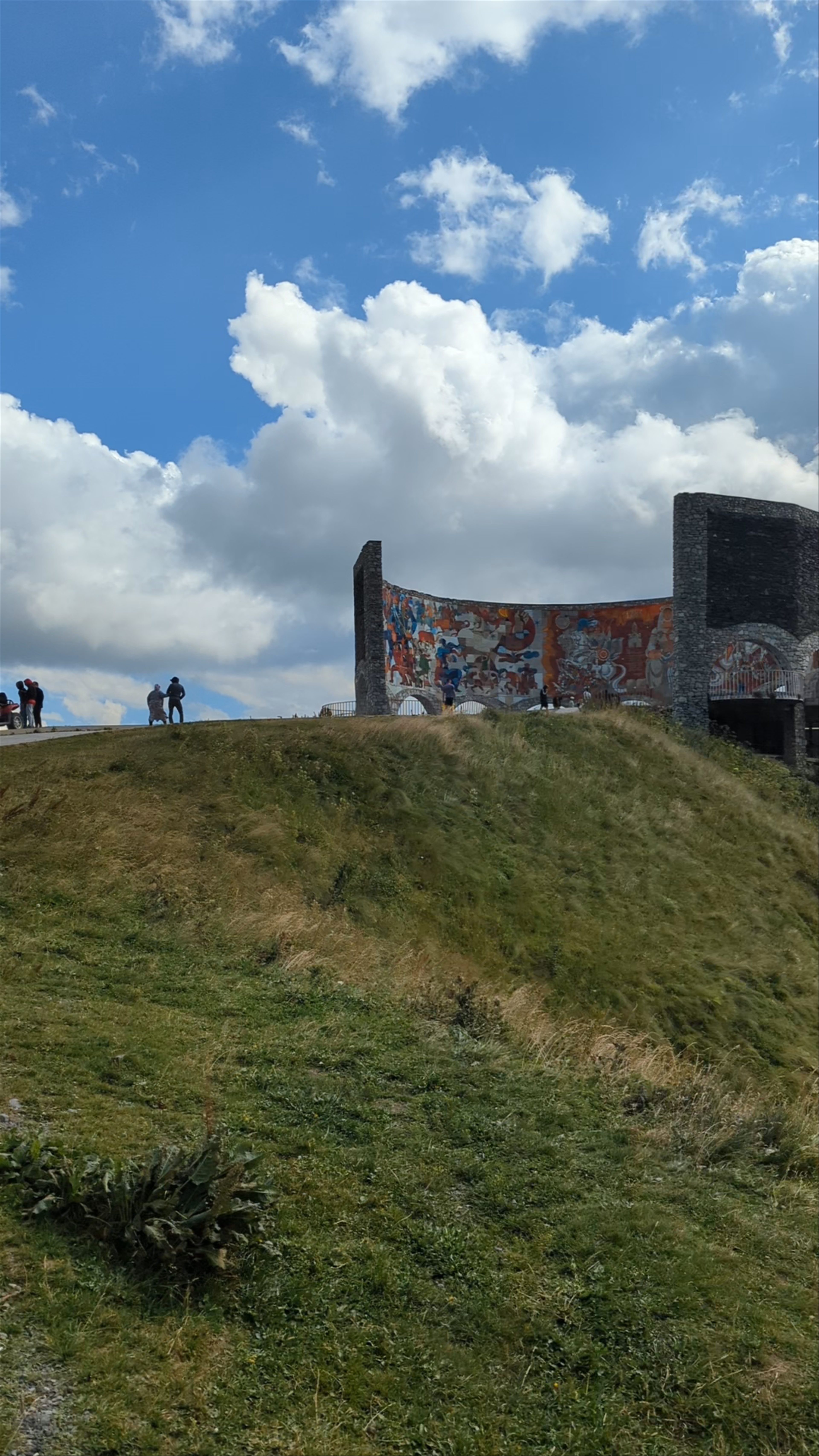 Russia–Georgia Friendship Monument
