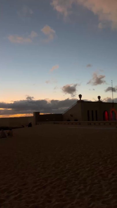 Kaimana Beach - Beaches Near Me - Honolulu, Hawaii