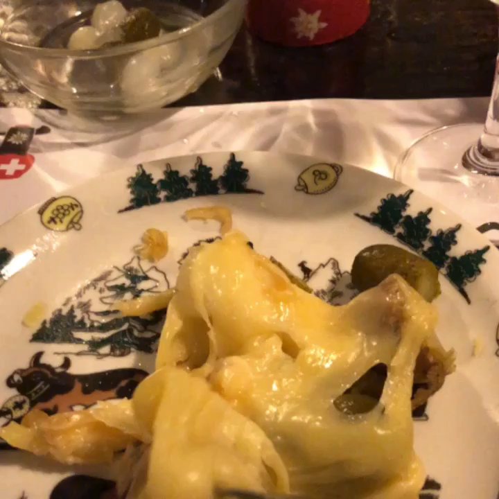 Vieux Villars - Cheesy heaven - Swiss Food Near Me - Ollon, VD
