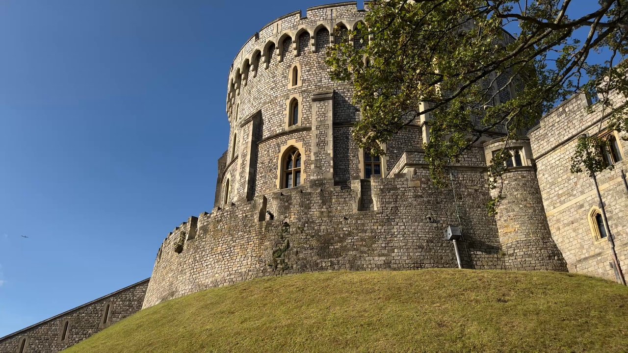 The Windsor Castle - The Windsor Castle - Pubs Near Me - Windsor, WNM