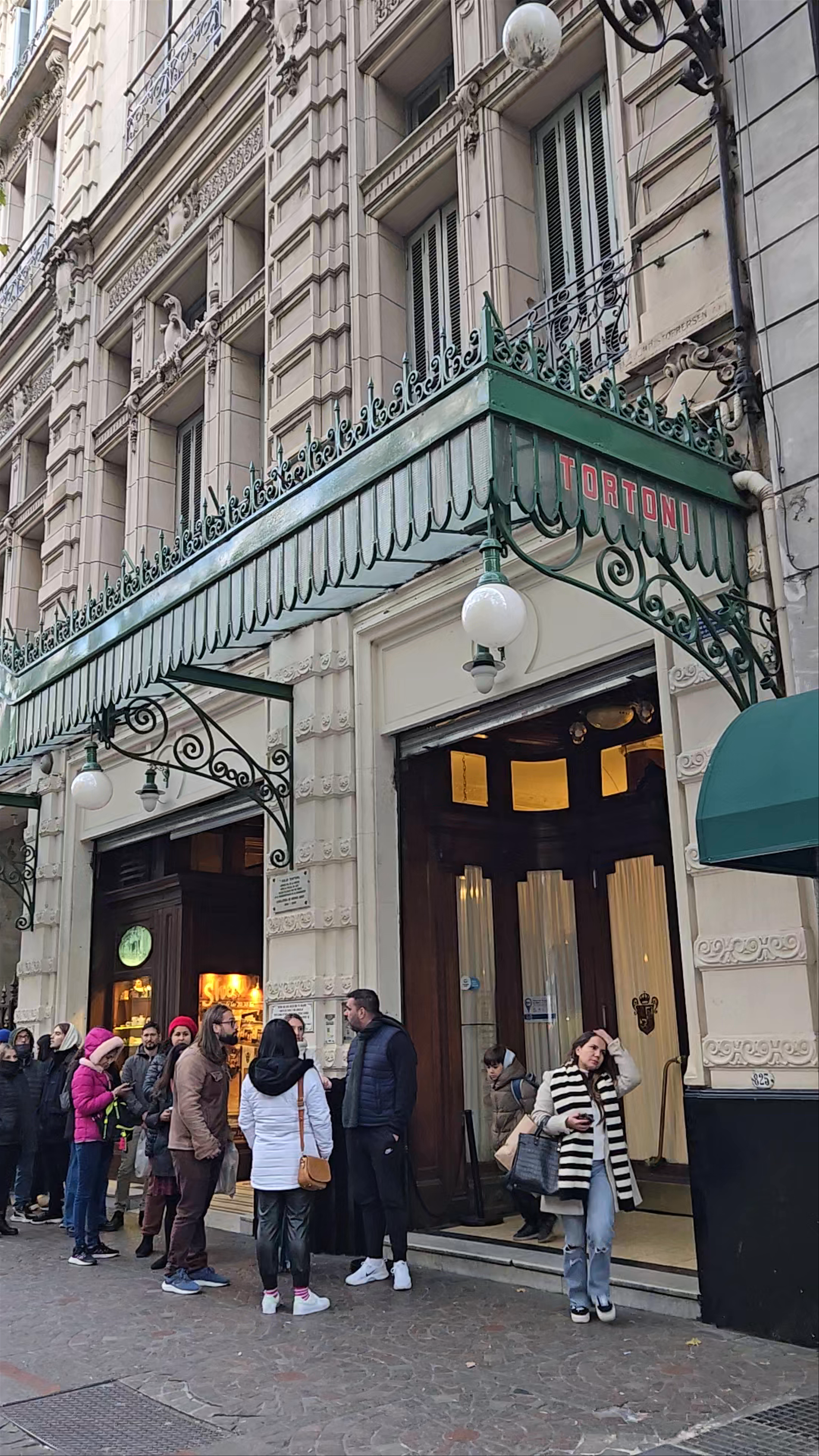 Café Tortoni: Historic Charm in Buenos Aires