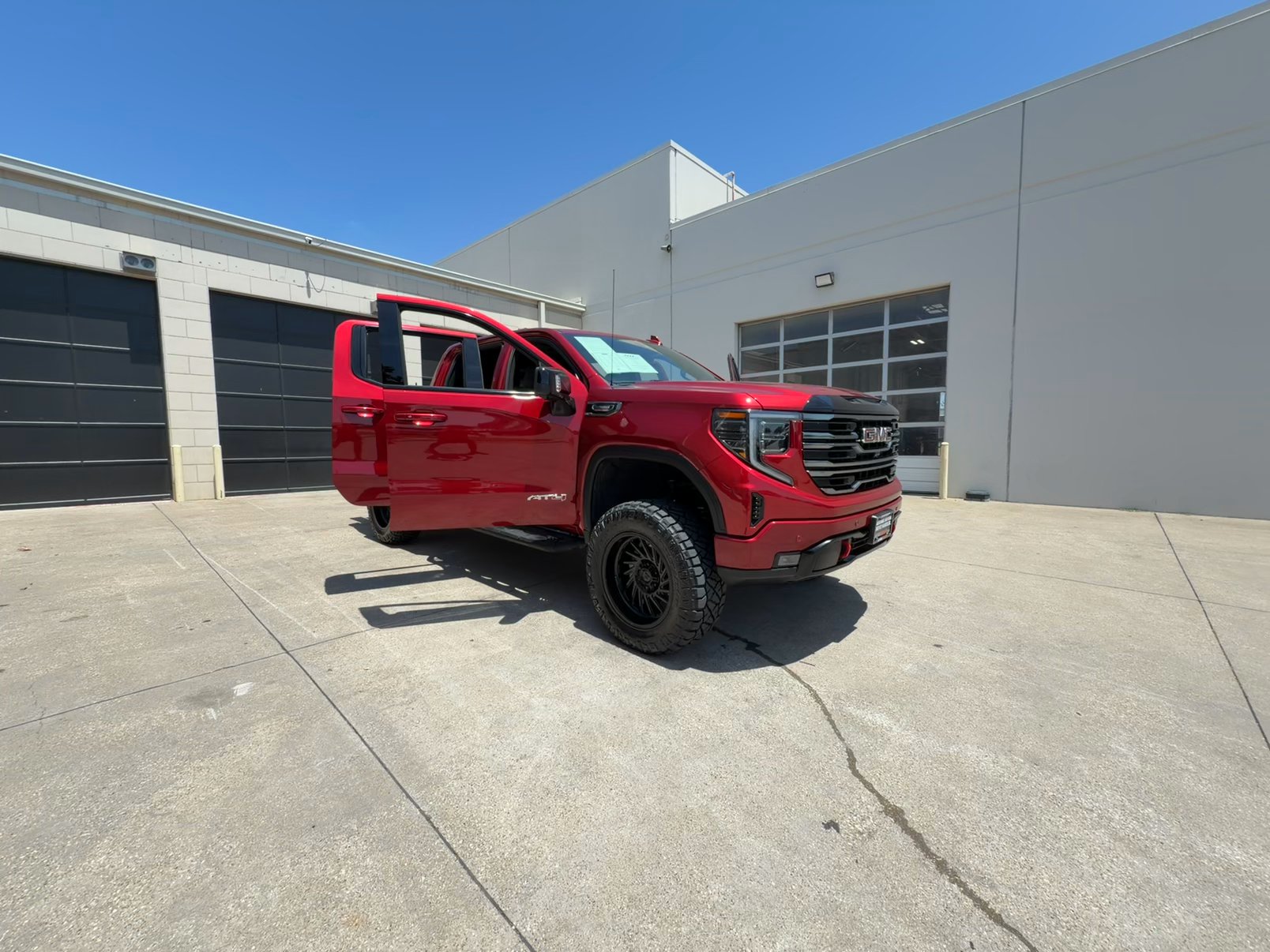 Lifted Trucks - #TX10267 - 2026 GMC Sierra 1500 AT4 Crew Cab