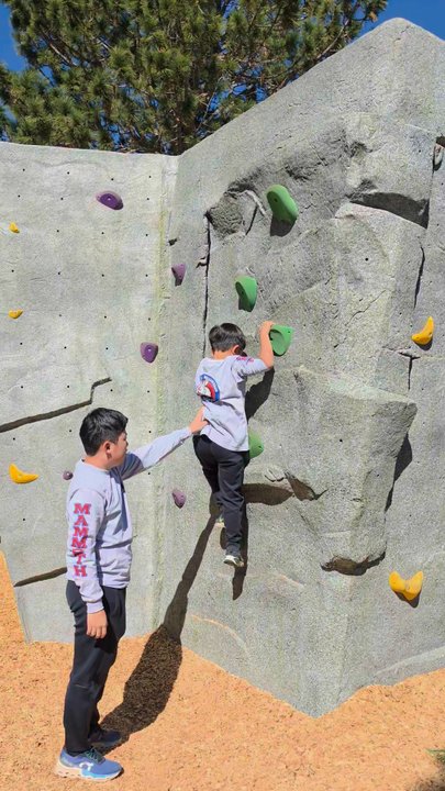 Mammoth Creek Park - Parks Near Me - Mammoth Lakes, California
