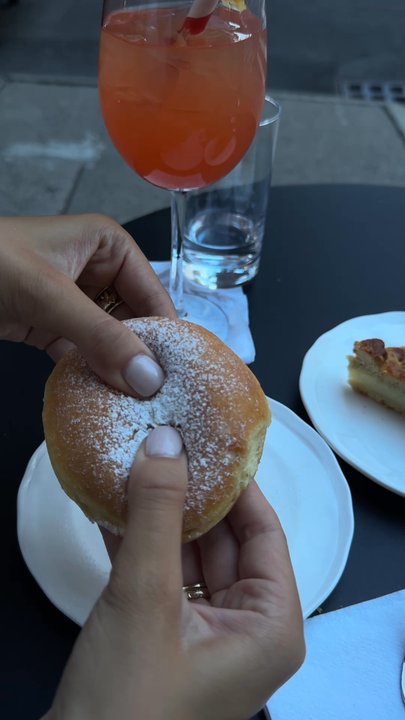 La Bomboniera - Cafes Near Me - New York, New York
