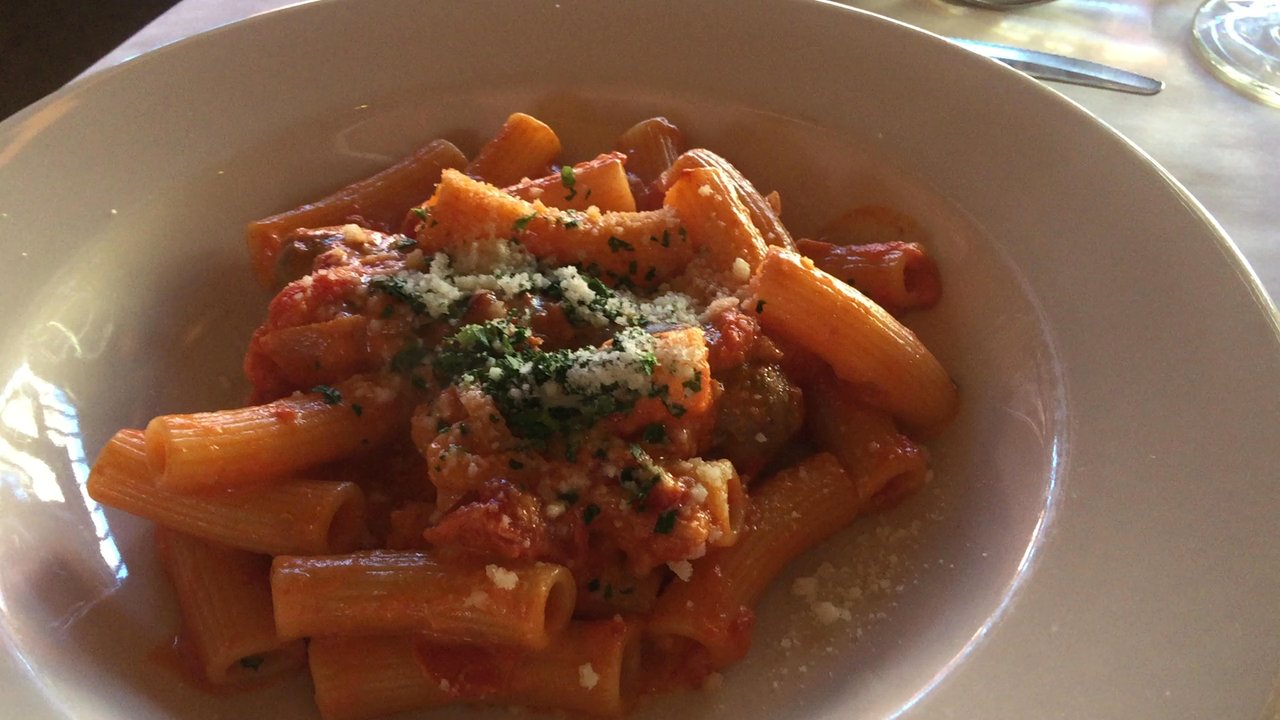 3 Doors Down - Vodka Tortigilone / Sausage - Italian Near Me - Portland, Oregon