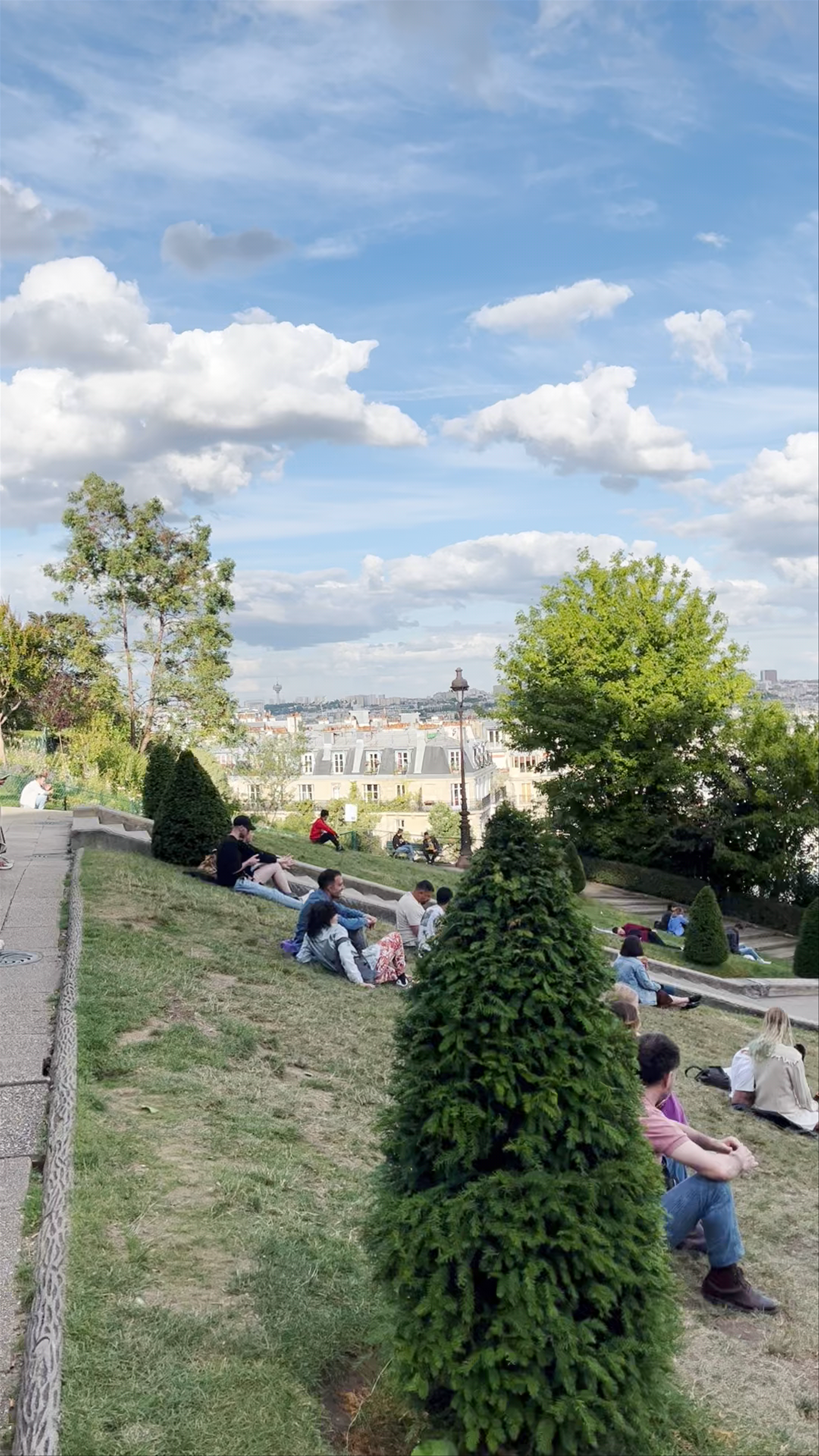 Square Louise Michel