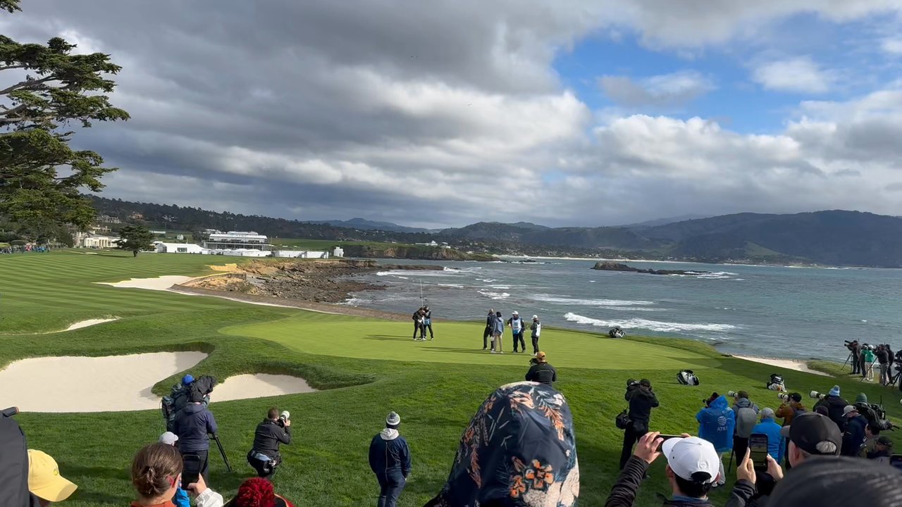 Pebble Beach Golf Links - Golf Near Me - Pebble Beach, California