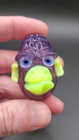 Preview pic of Wildberry satin gorilla