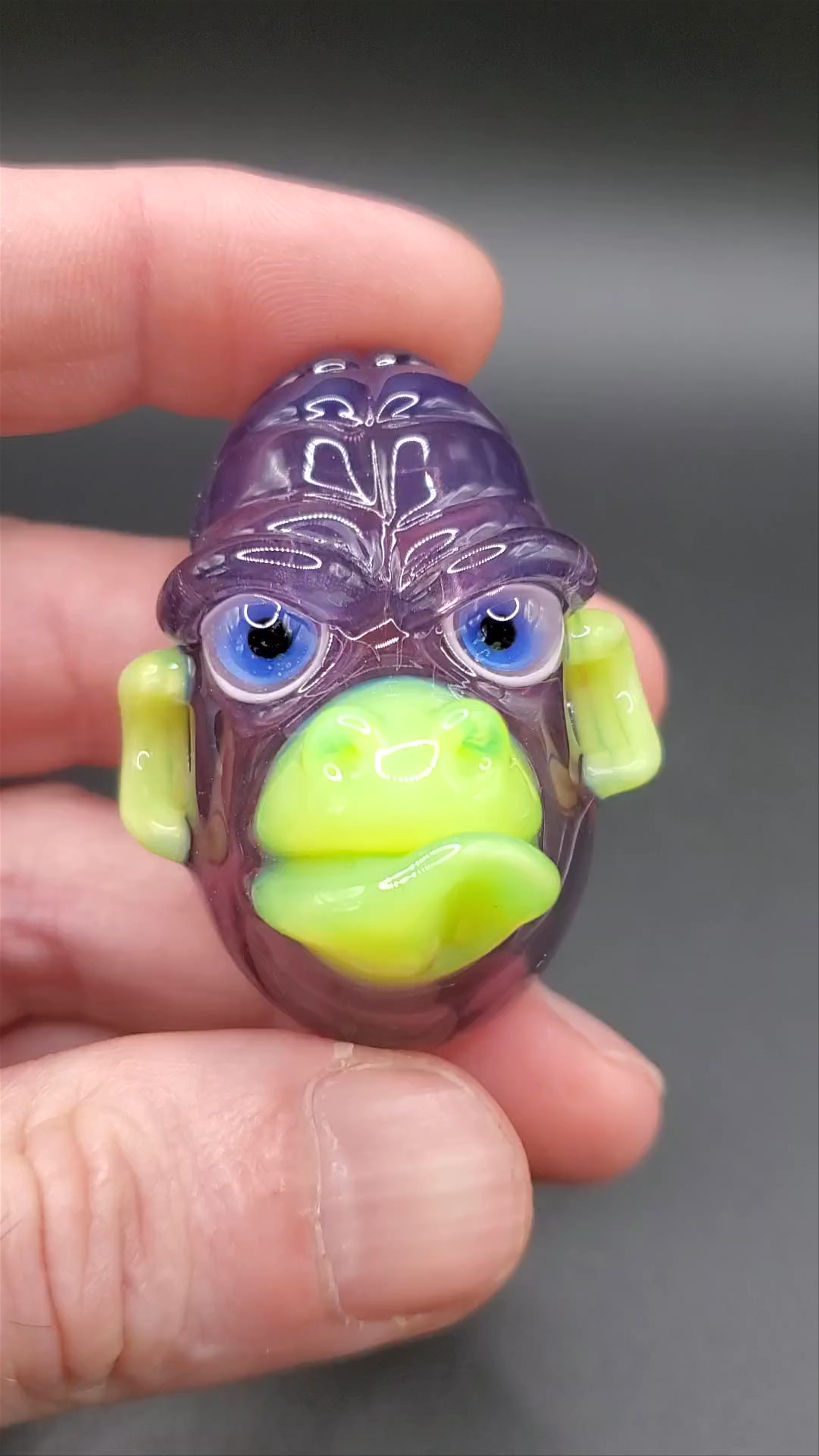 Preview pic of Wildberry satin gorilla