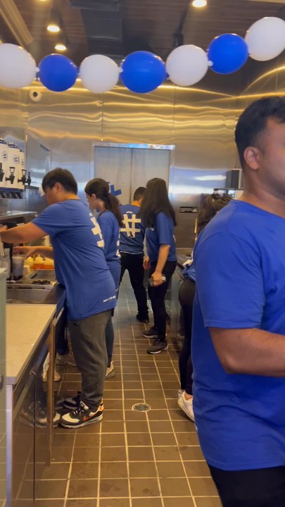 YAAAS TEA-Patchogue - Opening Day Excitement - Bubble Tea Near Me - Patchogue, New York