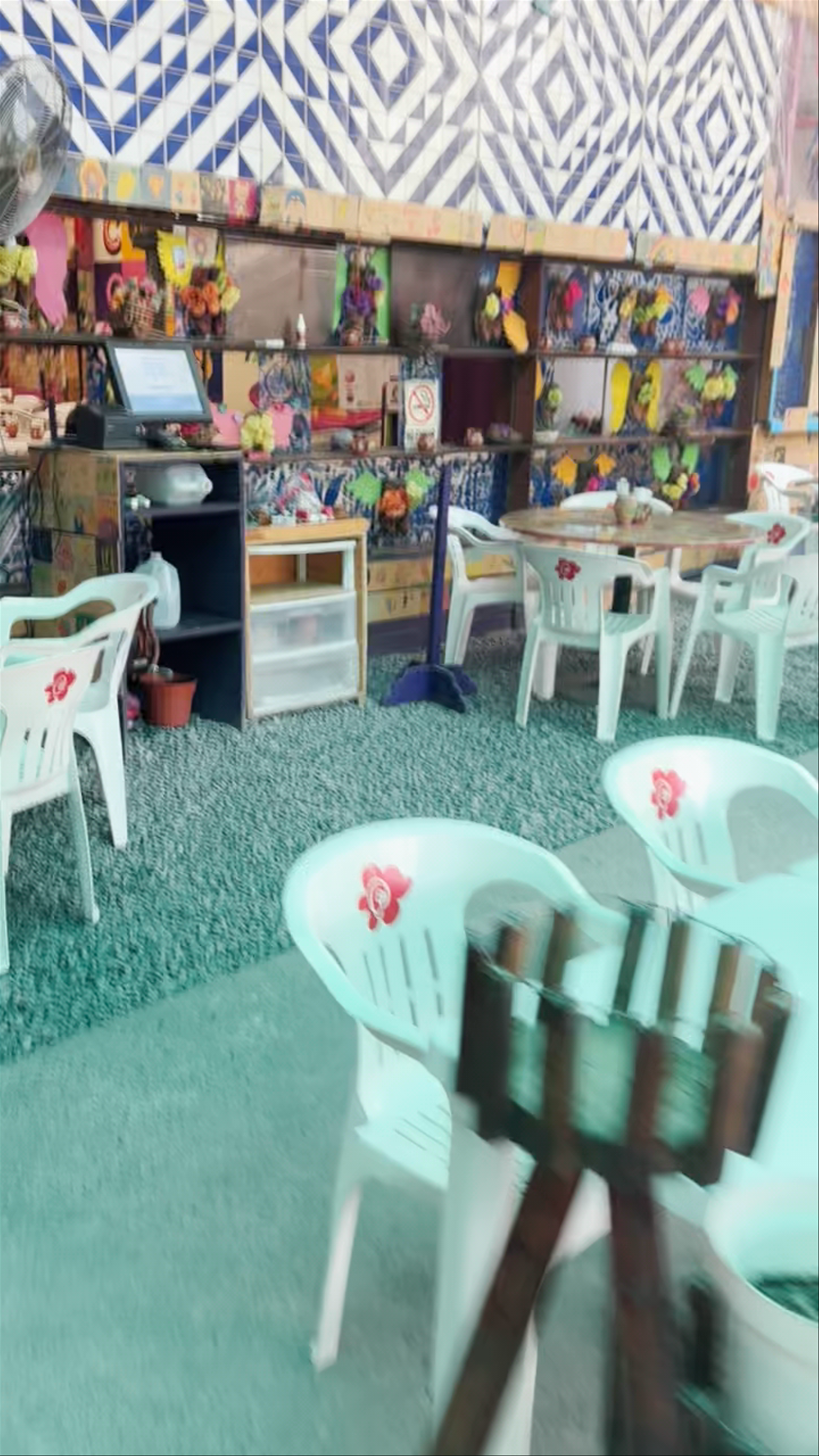 Frida Chilaquiles: Colorful Local Eatery in San Pedro Garza García