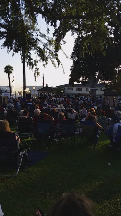 Central Park - Lots of people dancing! - Parks Near Me - Whittier, California