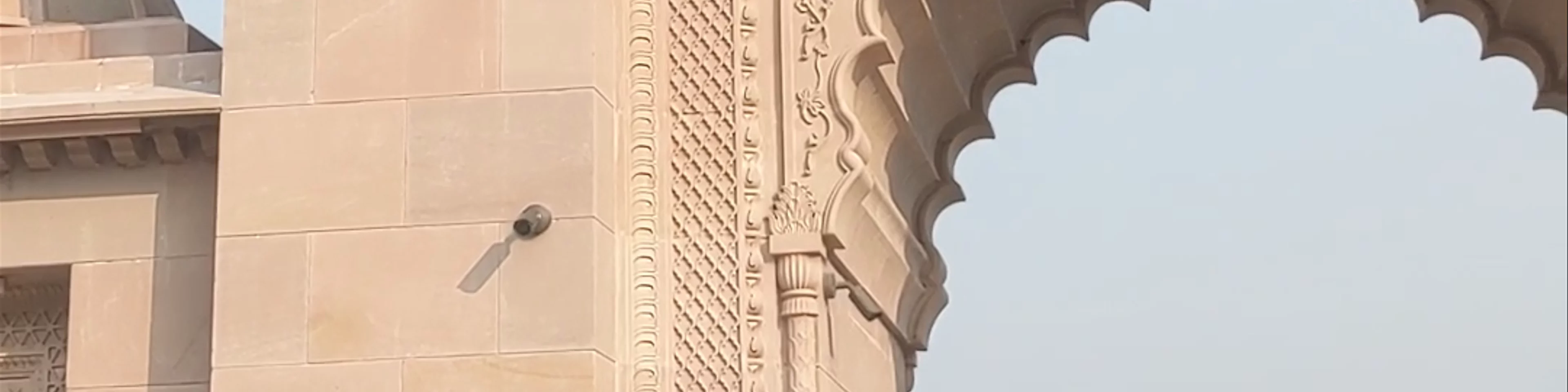 Shri Kashi Vishwanath Temple