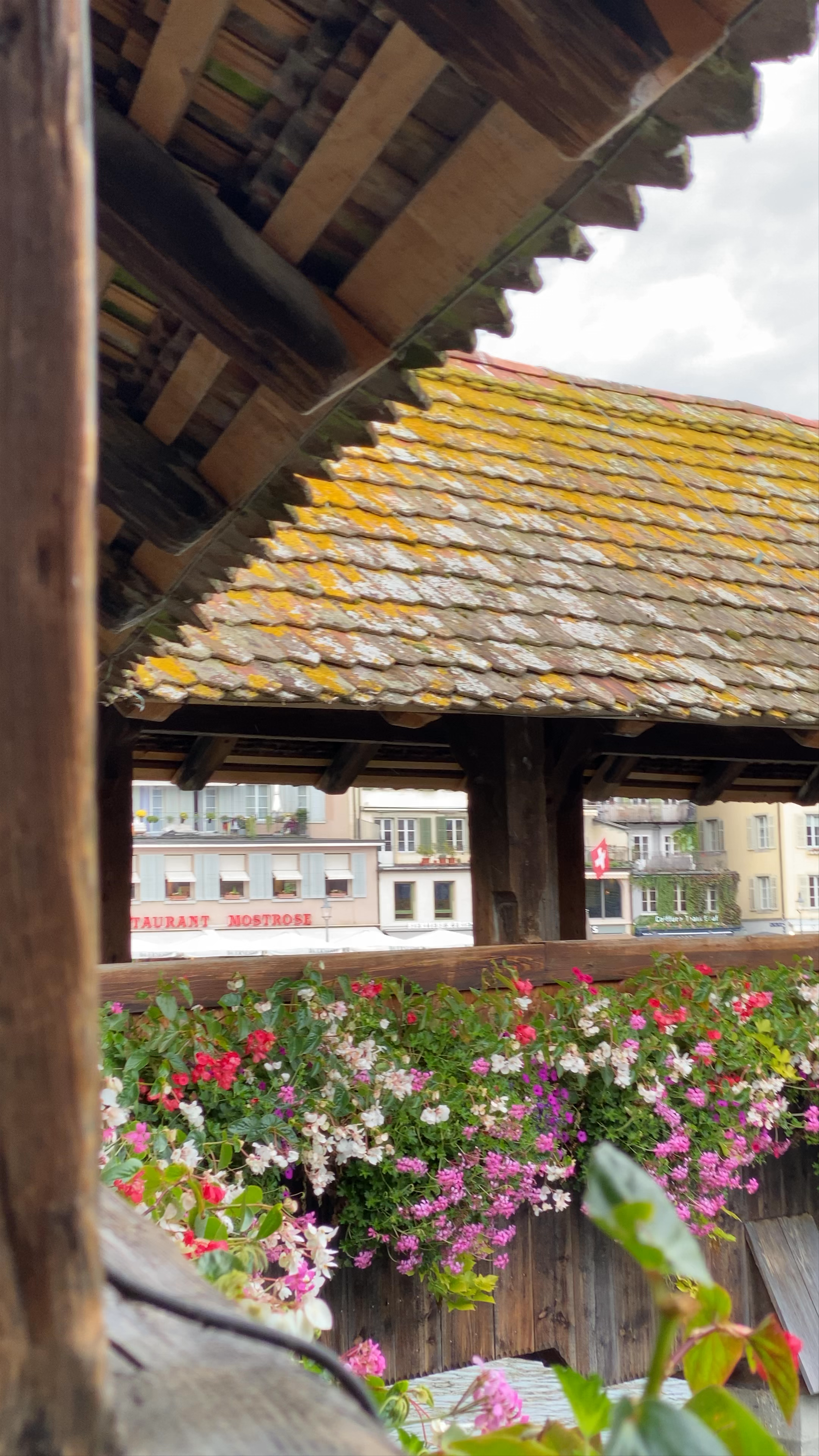 Chapel Bridge Lucerne: Timeless Beauty Over the Reuss River