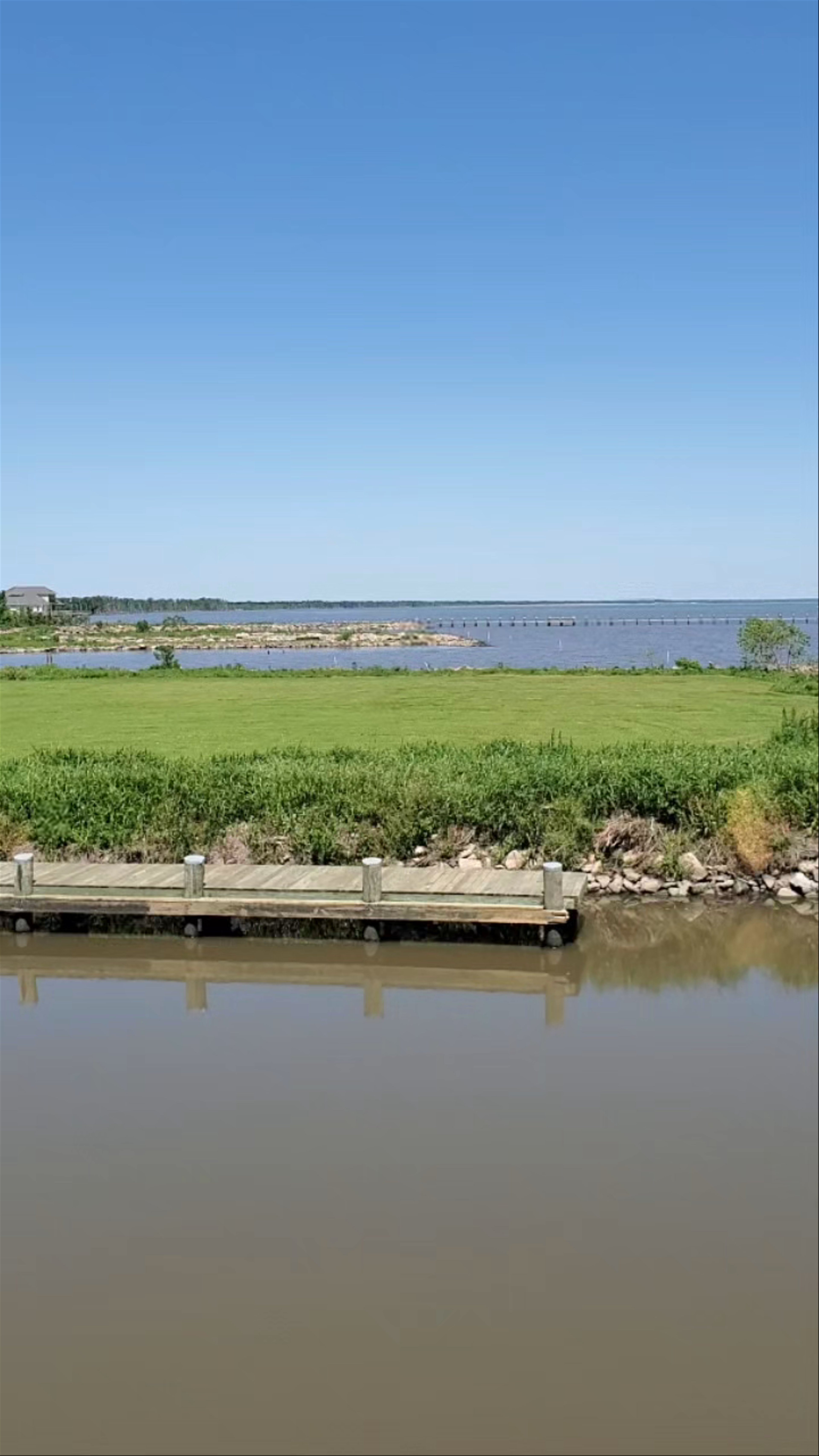 Frenier Landing Restaurant and Oyster Bar