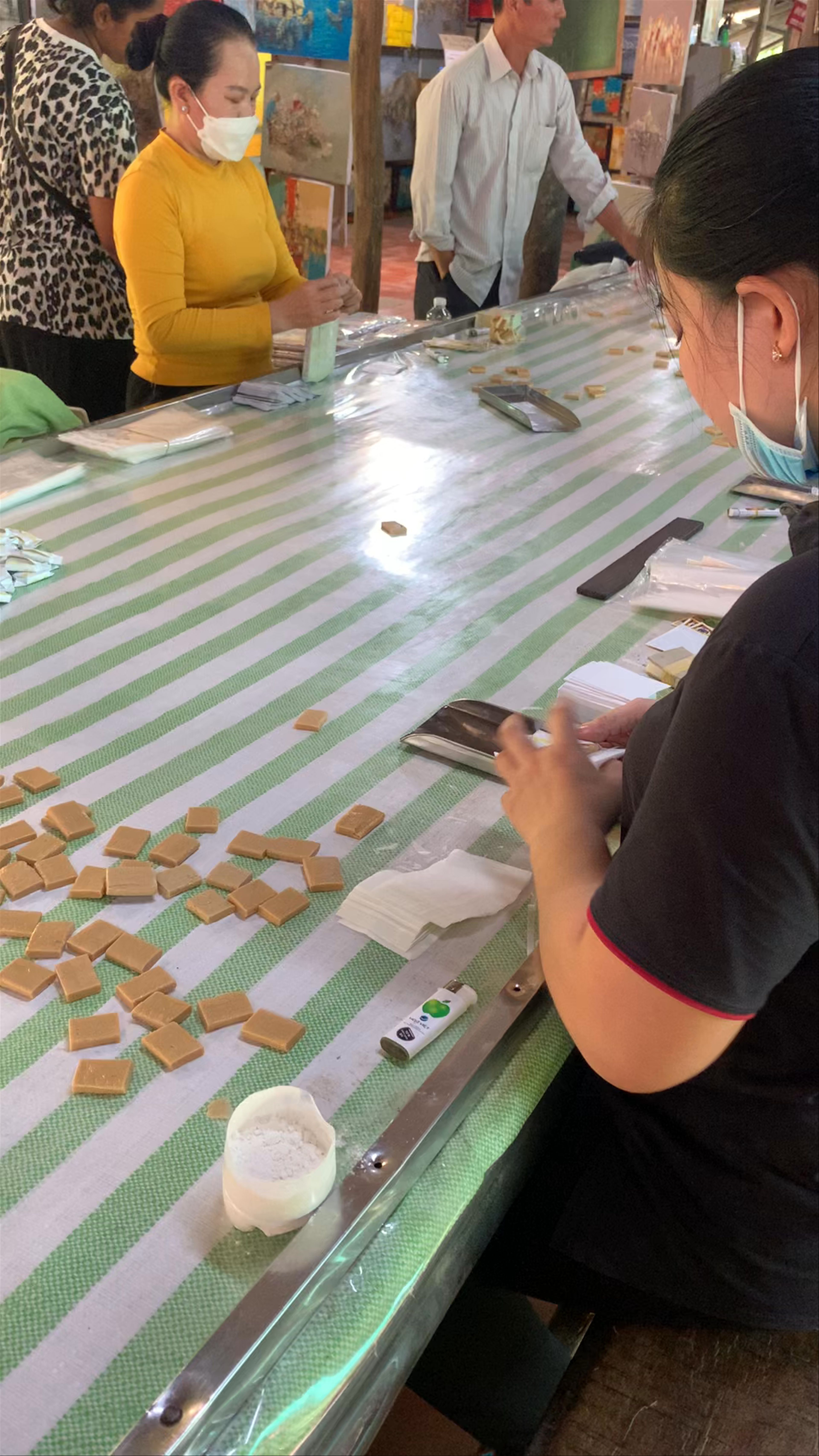 Lò Kẹo Dừa Thiên Ái