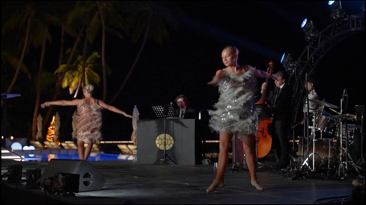 The Italian Riviera Swing Band - NYE @ Velaa Island Maldives - video