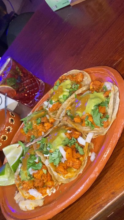 Pajarito Café - Tacos de pastor - Cafeteria Near Me - Zamora, MIC