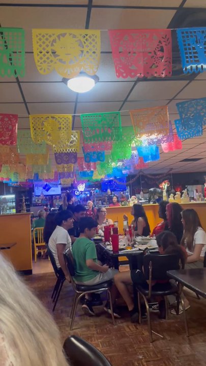El Huarache Azteca - Mexican Near Me - Dunedin, Florida