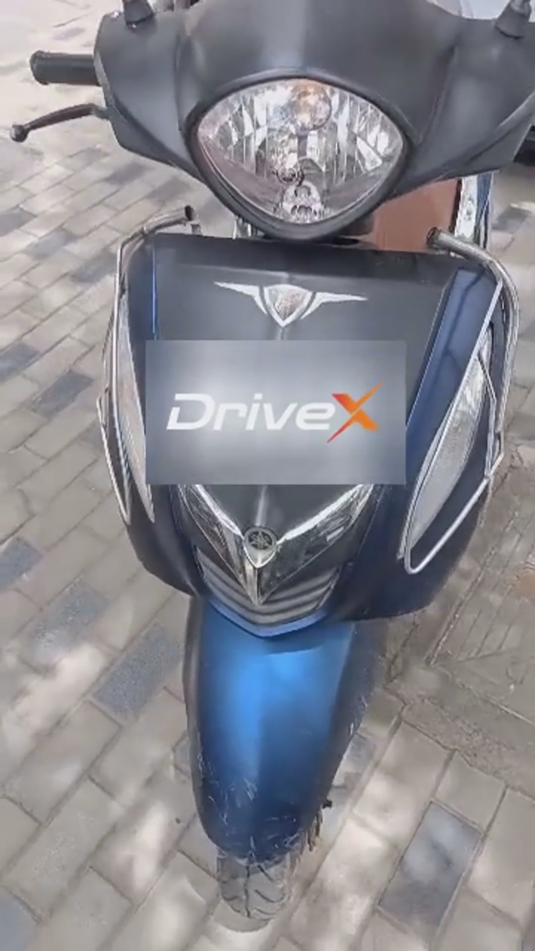 Walk-around video thumbnail