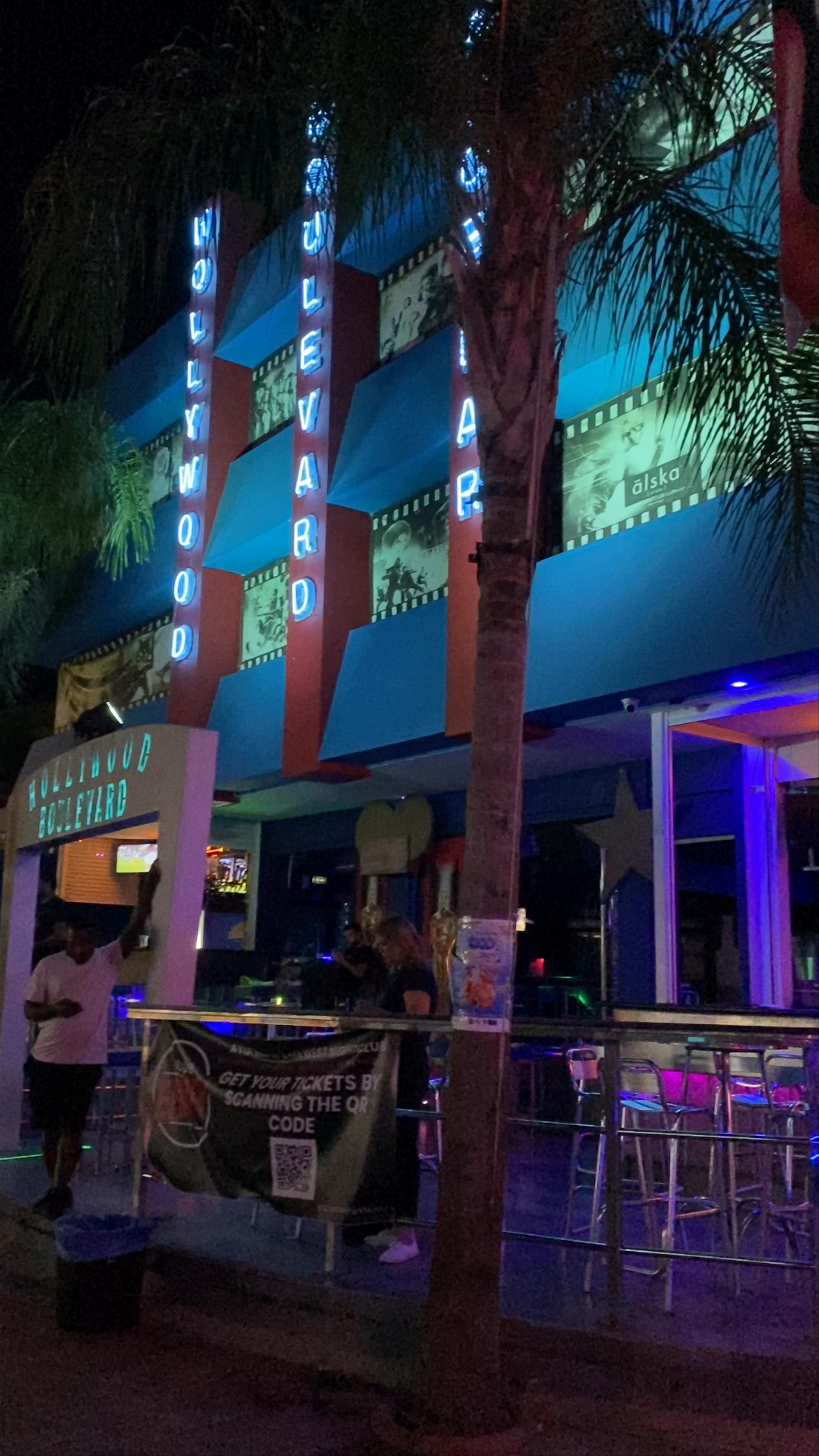 Hollywood Boulevard Dance Bar