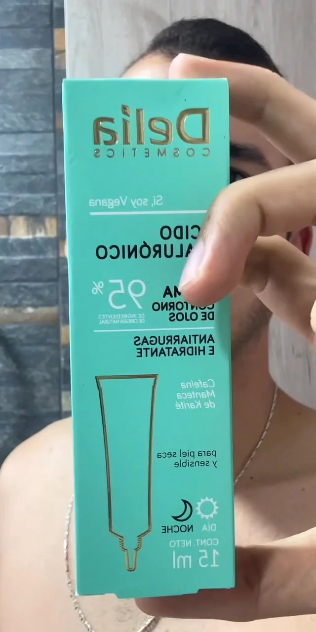 contorno de ojos