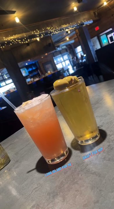 Vibes Kitchen & Bar - Long Island Ice Tea & Draft Beer - New American Near Me - Des Moines, Iowa