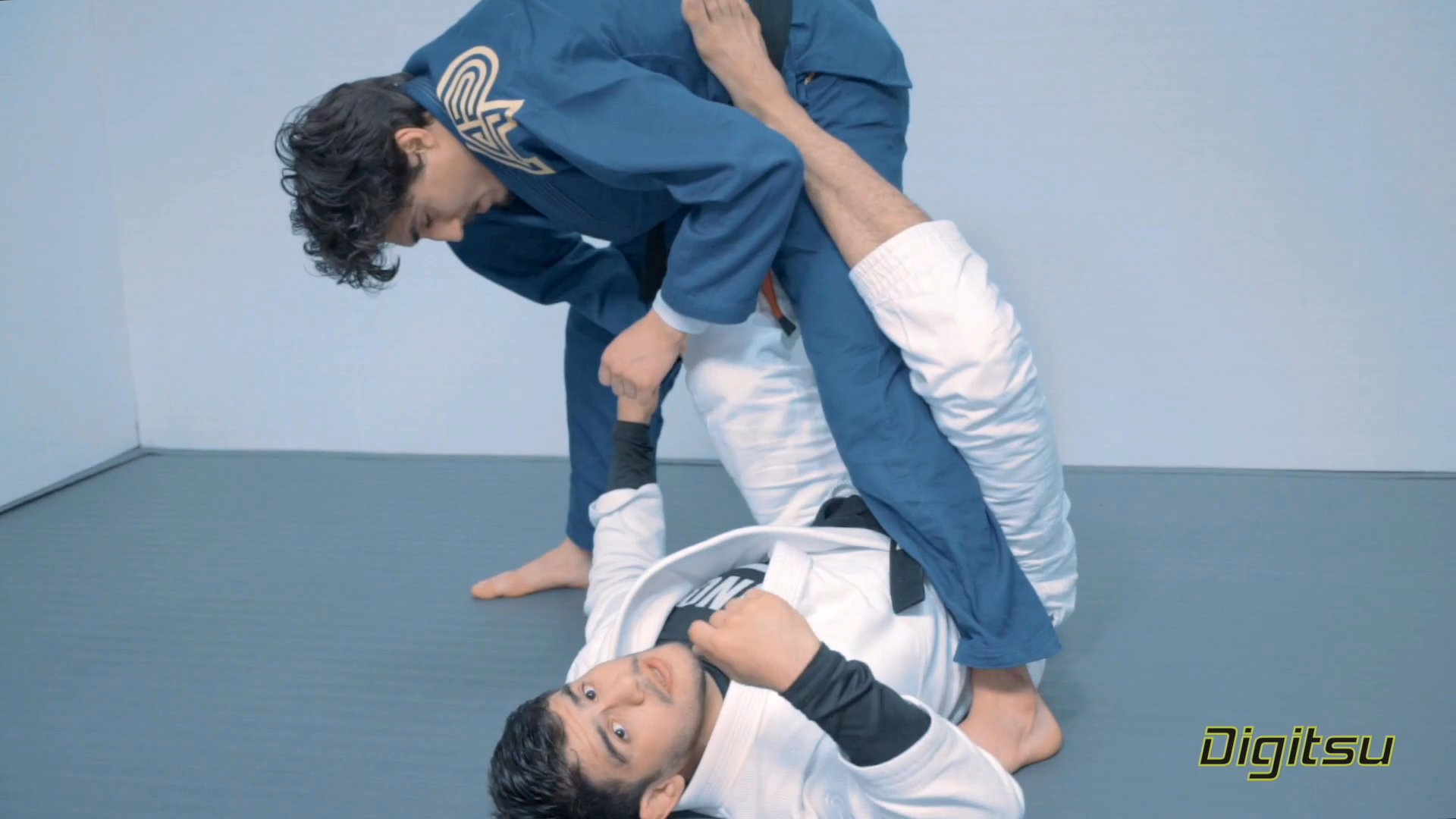 Spider DLR | Sickle Sweep | Foot Locks