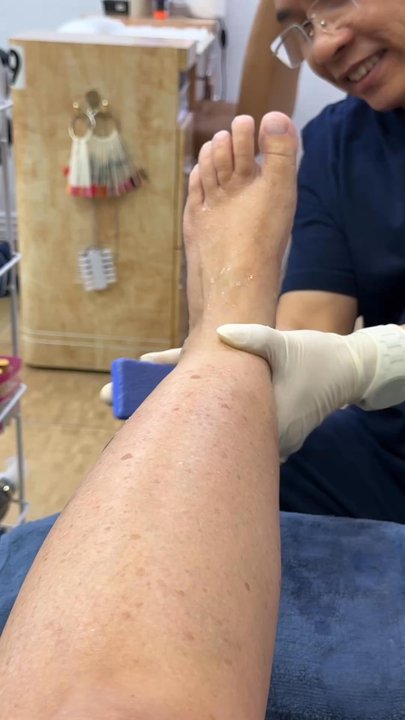 Joy Nails - Ken working in these rough heels. - Nail Salons Near Me - Galveston, Texas