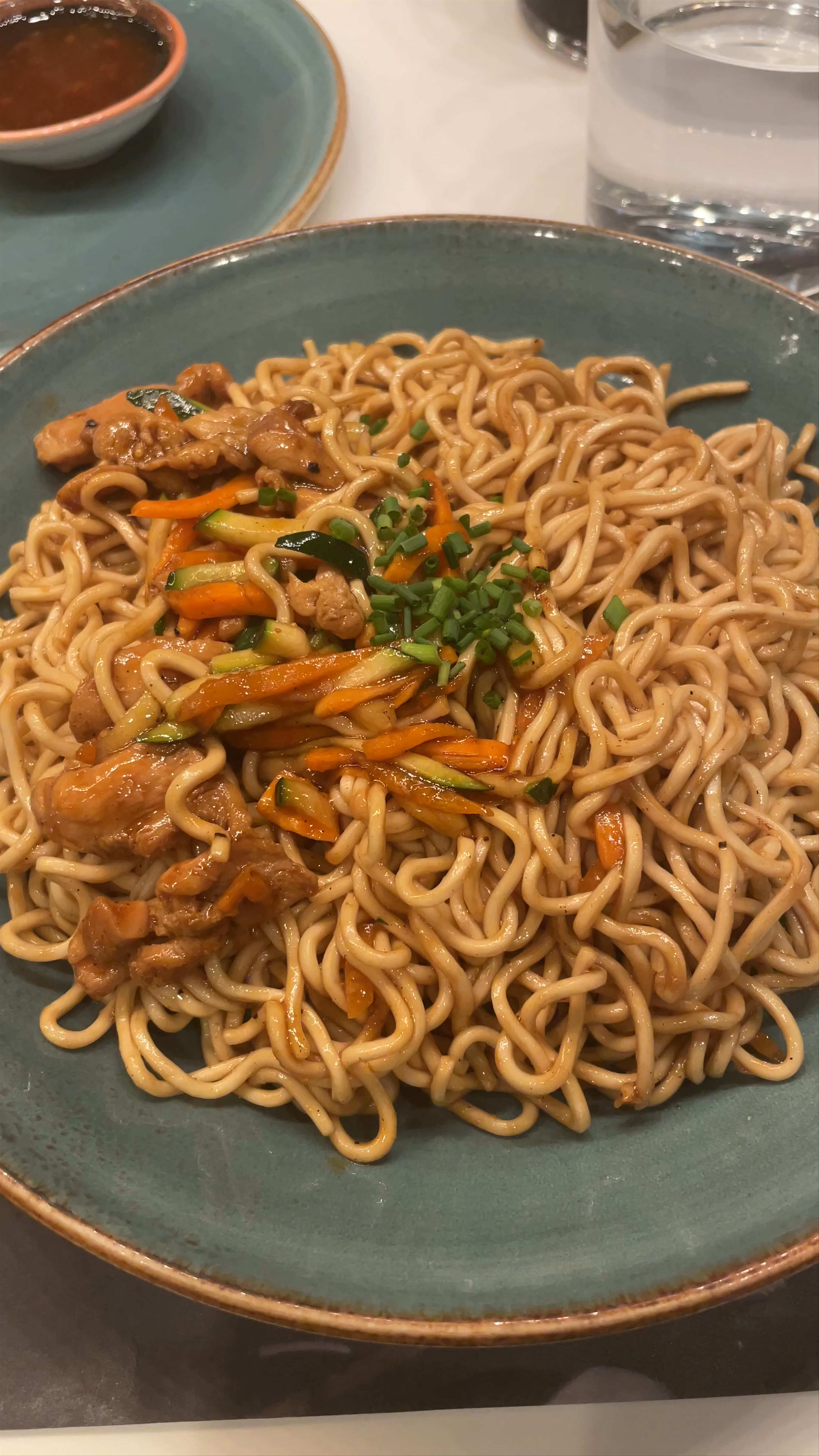 Enjoying Authentic Asian Stir-Fried Noodles and Spring Rolls at Udon Parquesur