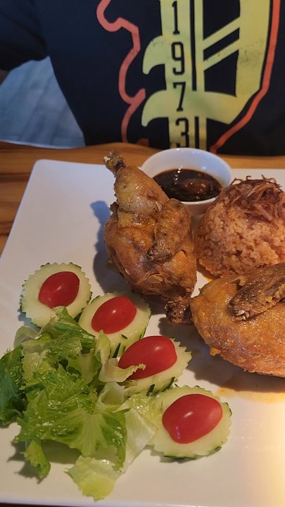 Pho Ao Sen - Cơm gà xối mỡ - Vietnamese Near Me - Livermore, California