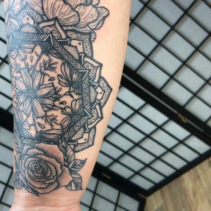 Tattoo Boulevard - Tattoo,artwork,and video by Barry San - Piercing Near Me - Chicago, Illinois
