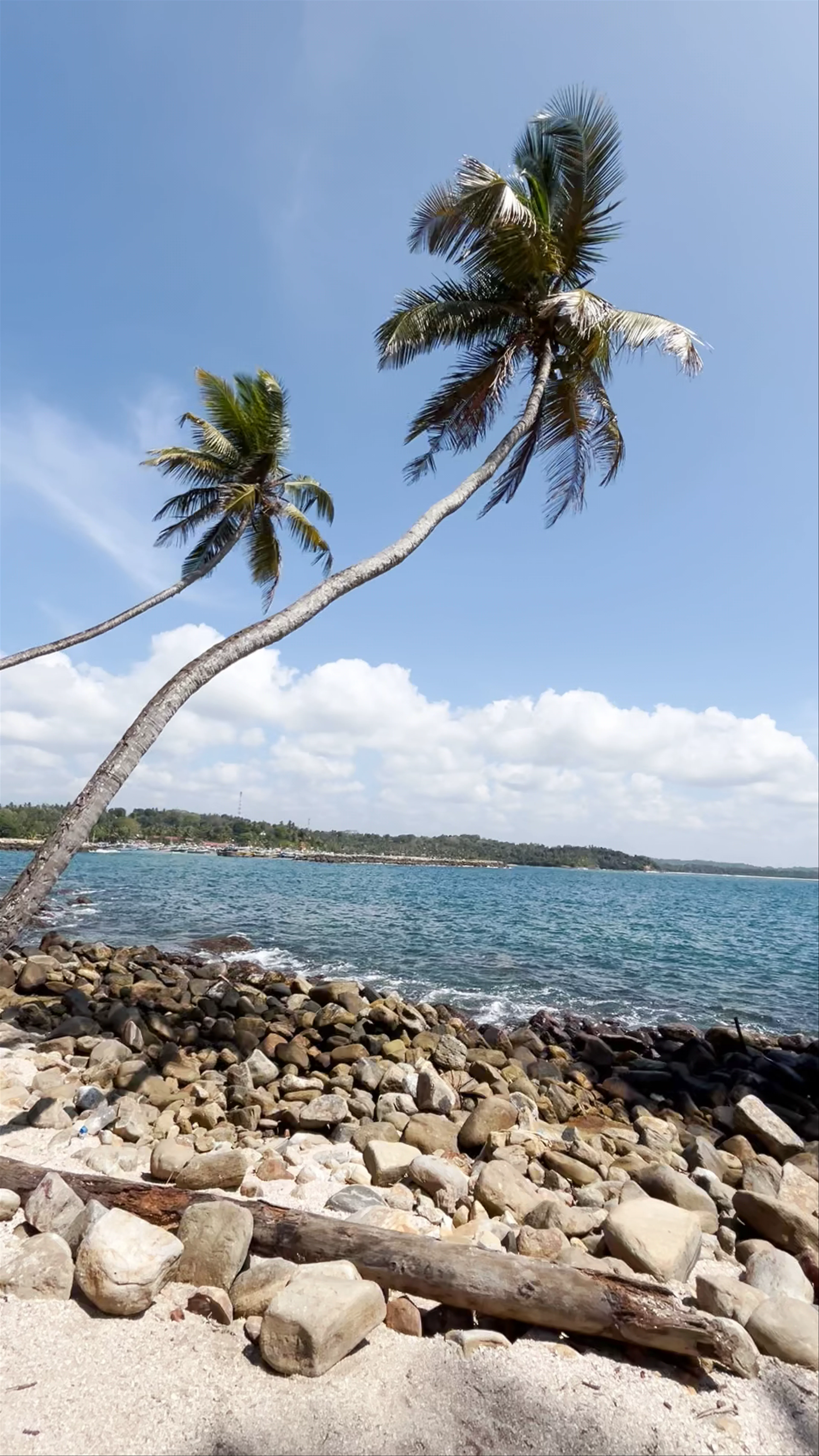 Blue Beach Island, Nilwella Road