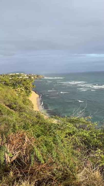 Kuilei Cliffs Beach Park - At the lookout point. - Parks Near Me - Honolulu, Hawaii