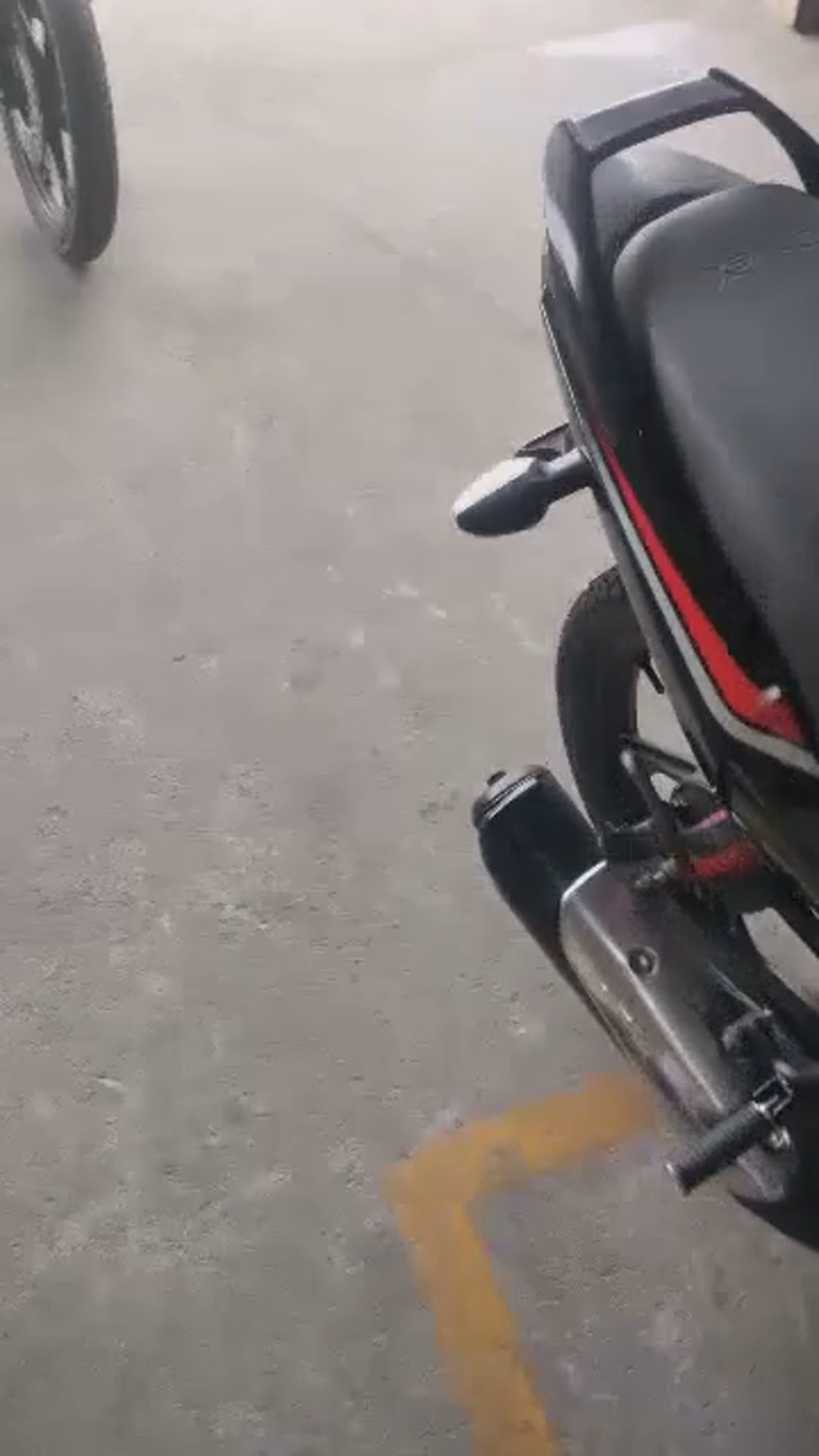 Walk-around video thumbnail
