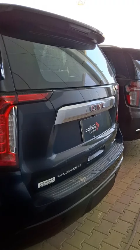 جي ام سي يوكن SLE 2023