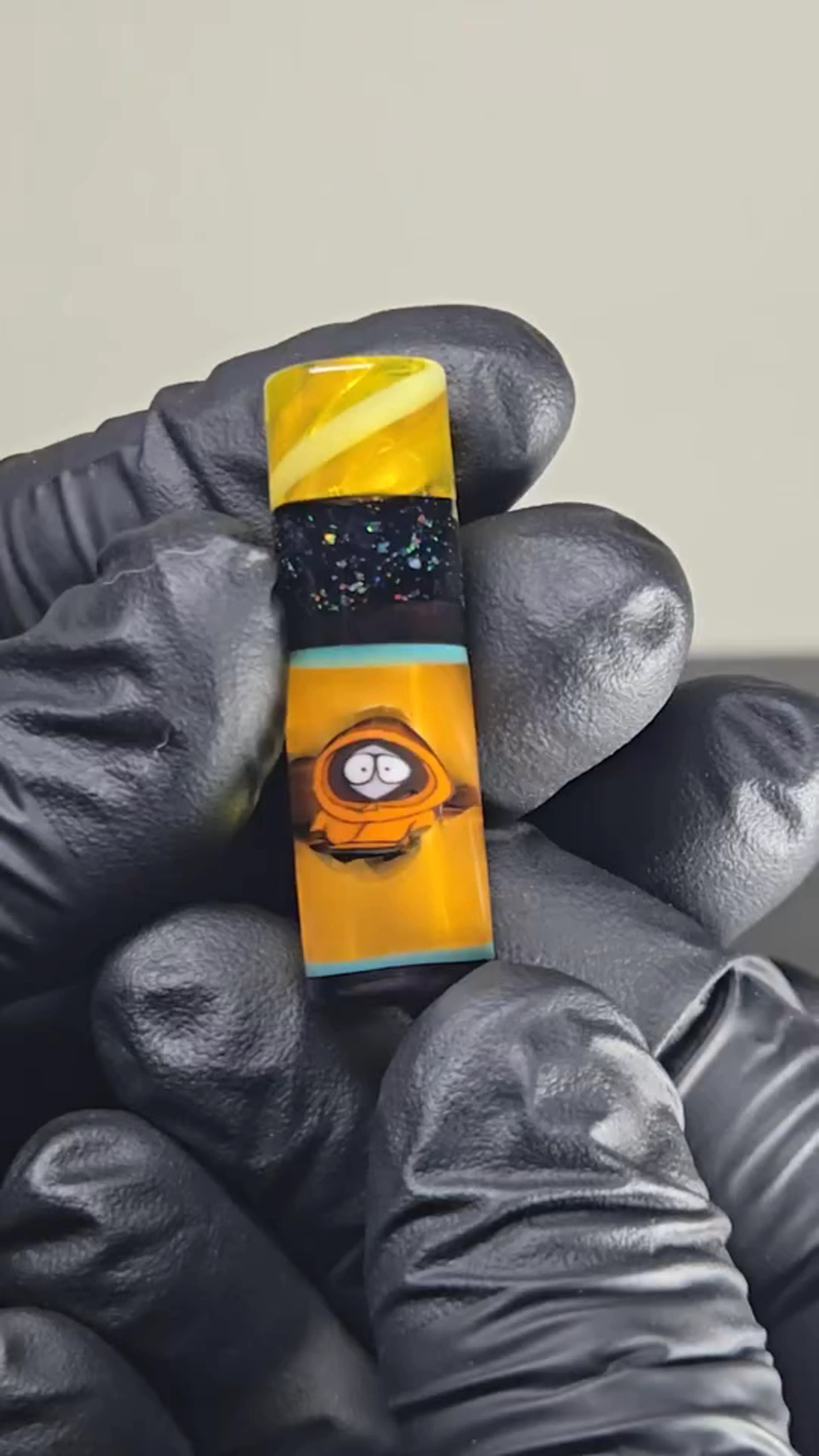 Preview pic of Kenny McCormick Glass Tip