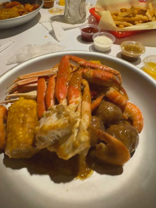 King Crab House - Triple Your Lovin's - 1 lb snow crab legs, 1/2 lb shrimp, 3 potatoes, 2 ears of corn - Seafood Near Me - Grand Prairie, Texas
