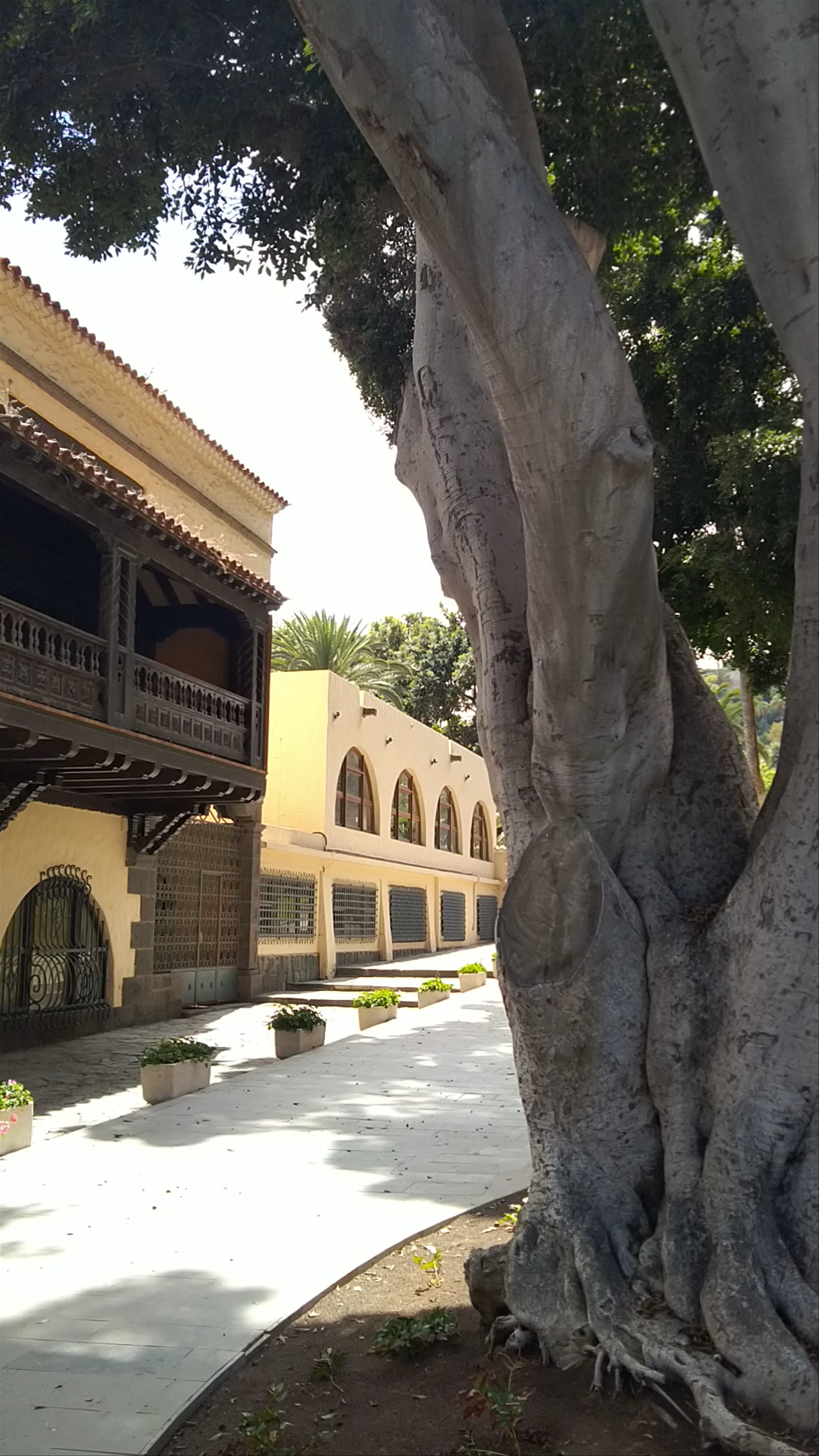 Santa Catalina Hotel