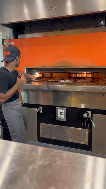 Blaze Pizza - Pizza Near Me - Frisco, Texas