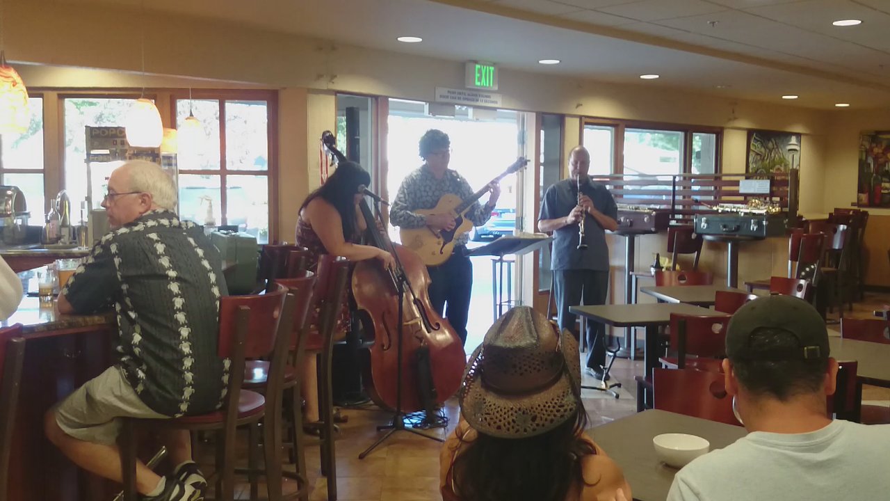 QFC - Live music at Cork & Tap 07.14.2017 - Grocery Near Me - Bellevue, Washington