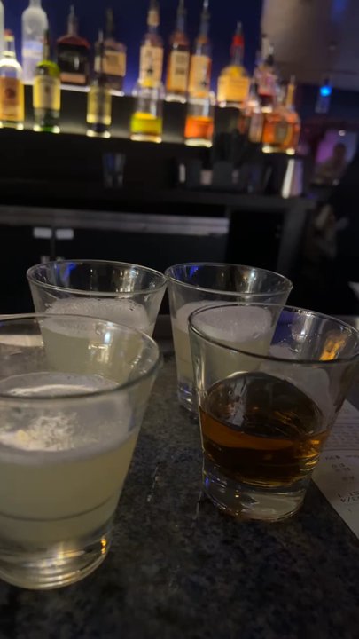 Hard Rock Cafe - The drink w someone else's lips on it BEFORE we even got to drink it  bartender REFUSED to make me another drink and it would cost extra - Sports Bars Near Me - Los Angeles, California