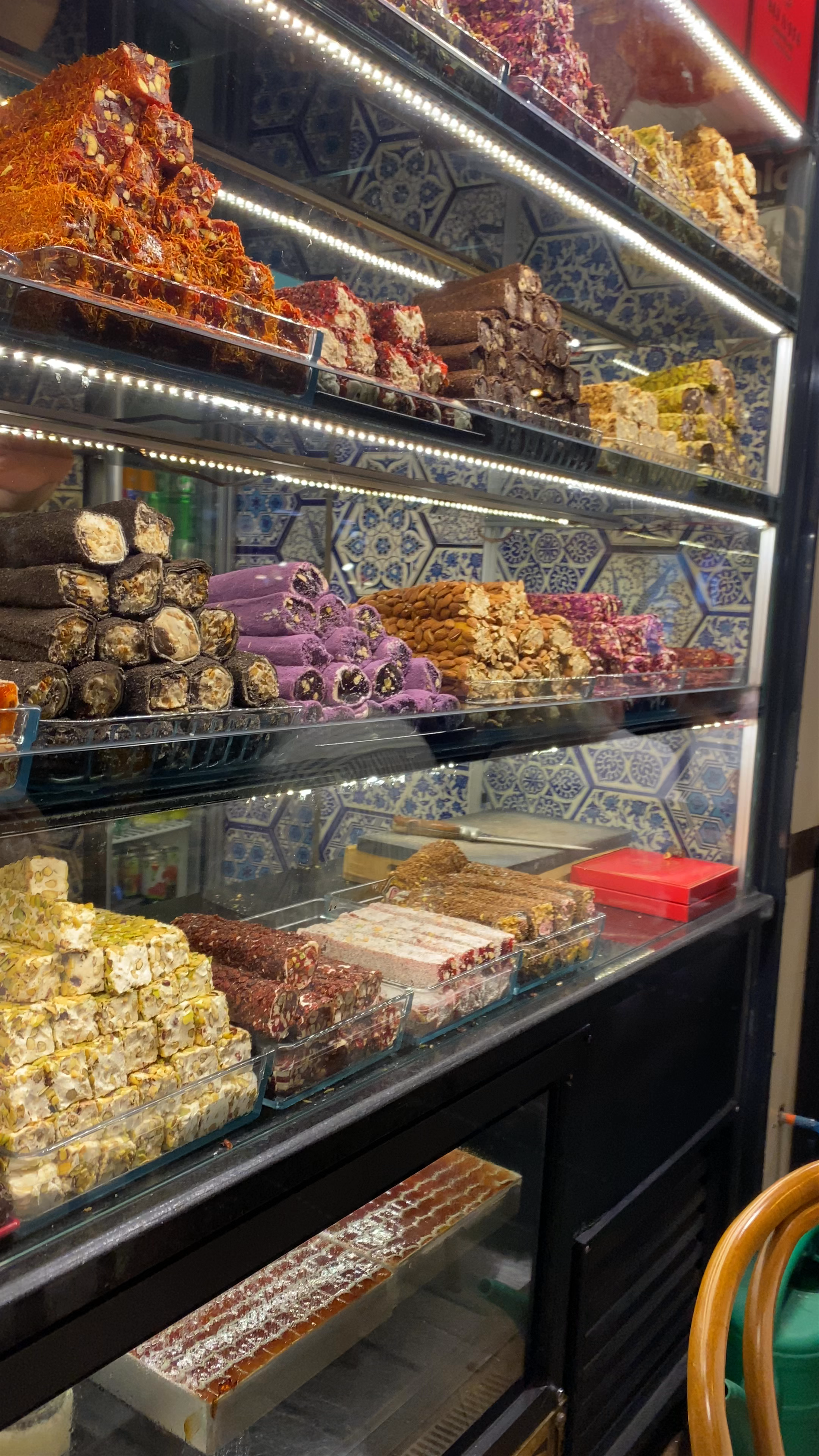 Ali Usta Burma Kadayif & Baklava: A Sweet Turkish Delight Experience in Istanbul