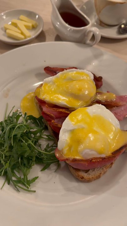 Ffiona's Restaurant - British Near Me - London, XGL
