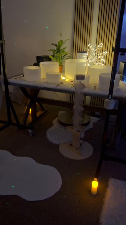 The Sound Bath Studio - Sound bowl set up - Hypnosis/Hypnotherapy Near Me - Rolling Hills Estates, California